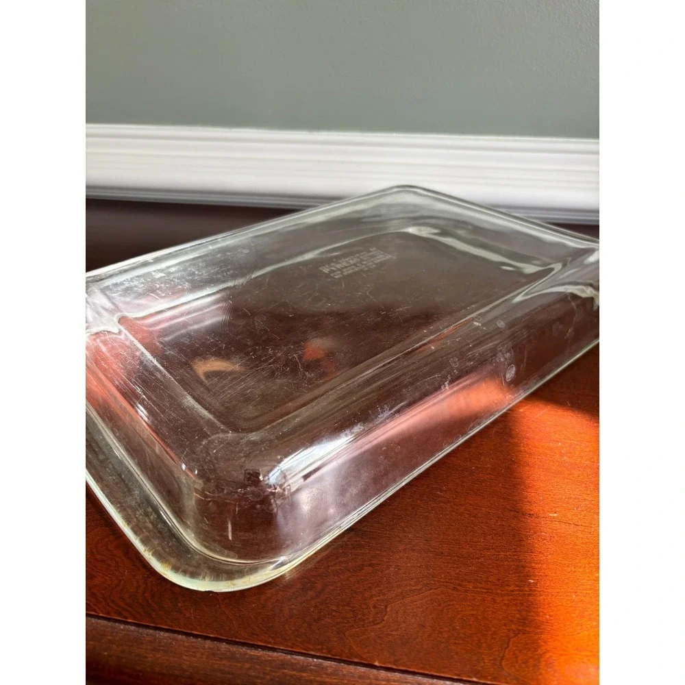 Vintage PYREX Baking Dish 233-N Clear